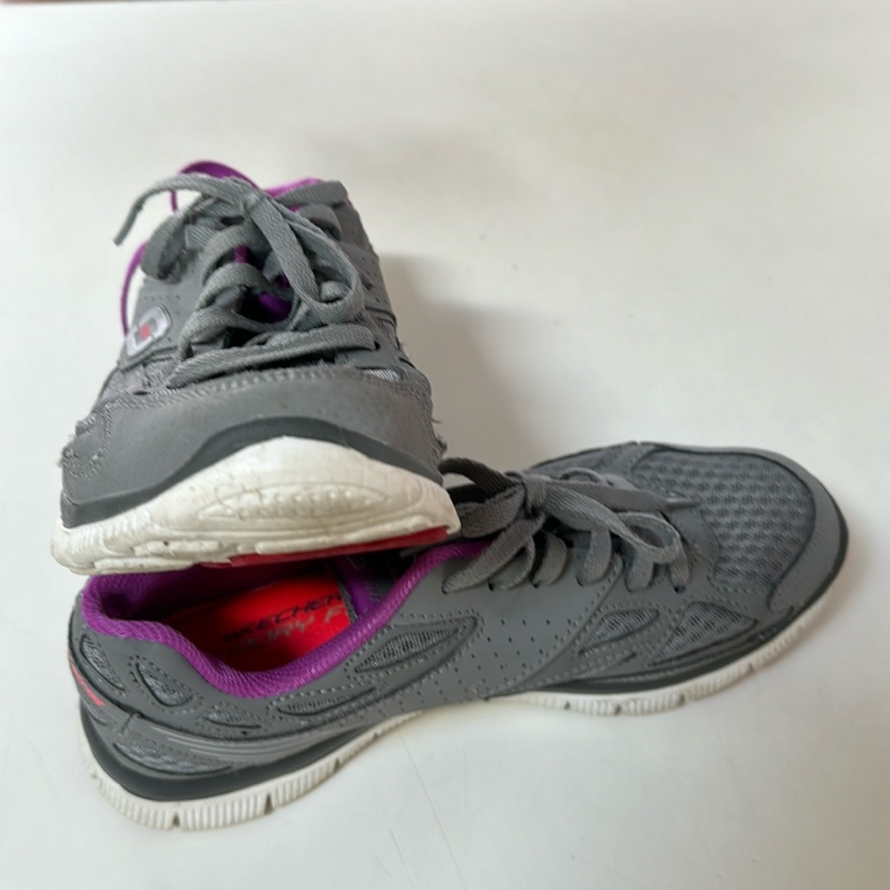 Sketches Tennis Shoes